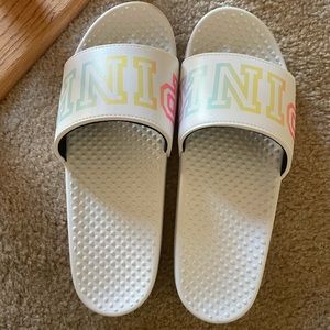 Victoria’s Secret VS PINK slides NWOT size M (7/8)